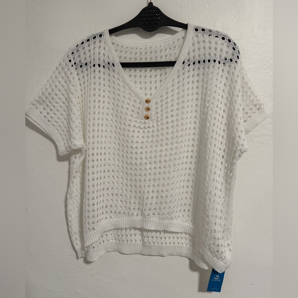 Cupshe Women’s Crochet V-Neck Cover-Up Top, Size Medium NWT - Picture 4 of 14